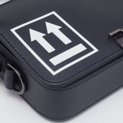 Pre Owned Off-White c/o Virgil Abloh Black Leather Mini Arrow Logo Flap Shoulder Bag