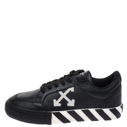 Off-White Vulcanized Leather Low-top Sneakers, White/Black, Women's, 39EU, Sneakers & Trainers Low-top Sneakers