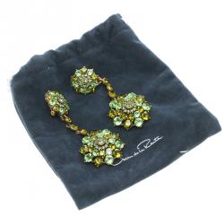 مملوكة مسبقًا أقراط أوسكار دي لا رينتا طويلة بكلبس كريستال خضراء