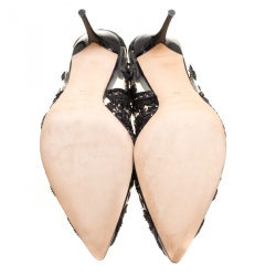 Pre Owned Oscar de la Renta Black Patent Leather and PVC Alyssa Embroidered Pumps Size 38