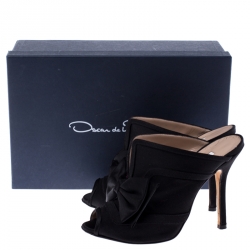 Pre Owned Oscar de la Renta Black Satin Marilous Bow Open Toe Mules Size 36