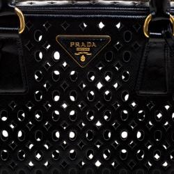 Pre Owned Prada Black Perforated Saffiano Patent Leather Pyramid Double Handle Bag