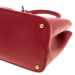 Pre Owned Prada Red Saffiano Cuir Leather Convertible Tote