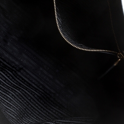 Pre Owned Prada Black Vitello Leather Shopper Tote