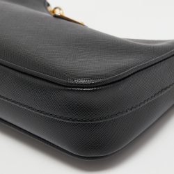 Pre Owned Prada Black Saffiano Lux Leather Re-Edition 2005 Shoulder Bag