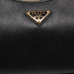 Pre Owned Prada Black Saffiano Lux Leather Re-Edition 2005 Shoulder Bag