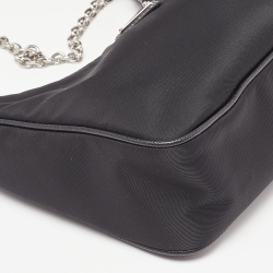 Pre Owned Prada Black Nylon and Leather Re-Edition 2005 Shoulder Bag