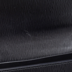مملوكة مسبقًا Prada Black Vitello Move Leather Wallet On Chain