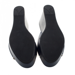 Pre Owned Prada Navy Blue Saffiano Patent  Leather Wedge Slide Sandal Size 38.5