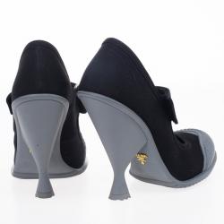 مملوكة مسبقًا Prada Black Extended Cap-Toe Mary Jane Pumps Size 38.5