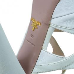 مملوكة مسبقًا Prada White Leather Strappy Platform Sandals Size 40