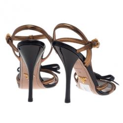 Pre Owned Prada Two Tone Patent T-Strap Bow Detail Sandals Size 38