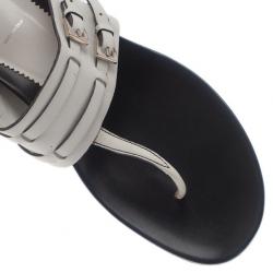 Pre Owned Prada White Leather Thong Sandals Size 41