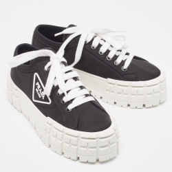Pre Owned Prada Black Nylon Double Wheel Lace Up Sneakers Size 37