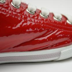 مملوكة مسبقًا Prada Sport Red Patent Leather Cap Toe Sneakers Size 40