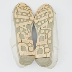 Pre Owned حذاء رياضي برادا سبورت جلد عاجي بالشعار عنق منخفض مقاس 38