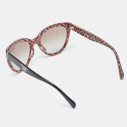 مملوكة مسبقًا Prada Black Gradient Cat Eye Sunglasses