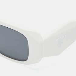مملوكة مسبقًا Prada White SPR17W Square Sunglasses