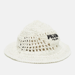 مملوكة مسبقًا Prada White Raffia Crochet Bucket Hat M