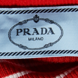 Pre Owned توب برادا تريكو مخطط أحمر/أبيض بأكمام طويلة مقاس متوسط - ميديوم