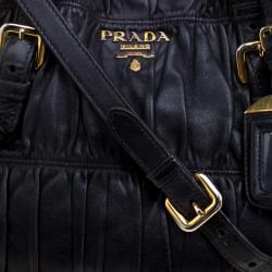 Pre Owned Prada Black Nappa Gaufre Leather Shopping Tote