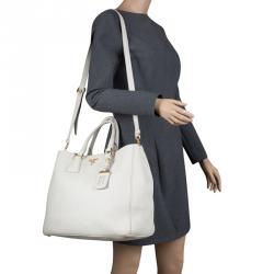 Pre Owned Prada Off White Vitello Daino Leather Shopper Tote