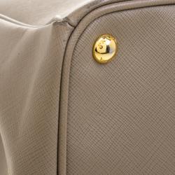 Pre Owned Prada Beige Saffiano Lux Leather Executive Double Zip Tote