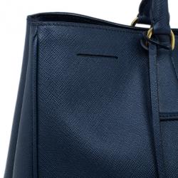 مملوكة مسبقًا Prada Navy Blue Saffiano Lux Tote