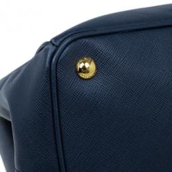 مملوكة مسبقًا Prada Navy Blue Saffiano Lux Tote
