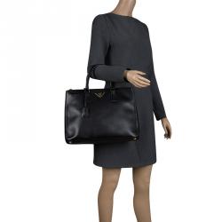 Pre Owned Prada Black Saffiano Lux Leather Large Double Zip Tote
