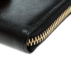 Pre Owned Prada Black Saffiano Leather Zip Around Compact Wallet