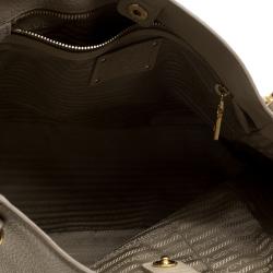 Pre Owned Prada Beige Vitello Daino Leather Shopper Tote