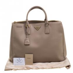 Pre Owned Prada Beige Saffiano Lux Leather Executive Double Zip Tote