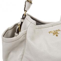 مملوكة مسبقًا Prada White Patent Leather Deerskin Chain Tote