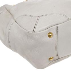 مملوكة مسبقًا Prada White Patent Leather Deerskin Chain Tote