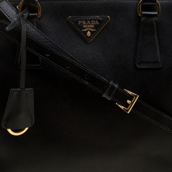 Pre Owned Prada Black Saffiano Lux Leather Medium Double Zip Tote