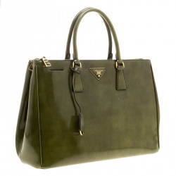 Pre Owned Prada Olive Green Patent Spazzolato Leather Large Double Zip Tote