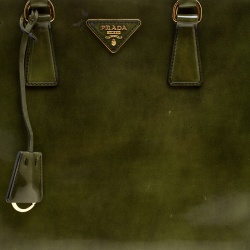 Pre Owned Prada Olive Green Patent Spazzolato Leather Large Double Zip Tote