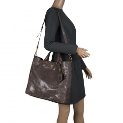 Pre Owned Prada Grey Vitello Shine Leather Tote