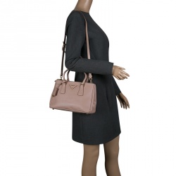 Pre Owned Prada Beige Saffiano Lux Leather Mini Double Zip Tote