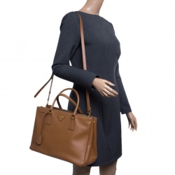 Pre Owned Prada Brown Saffiano Lux Leather Medium Double Zip Tote