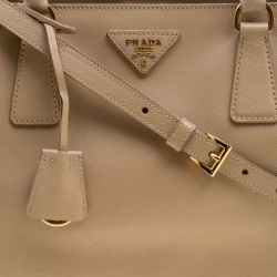 Pre Owned Prada Brown Saffiano Lux Leather Medium Tote