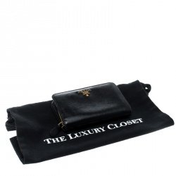 Pre Owned Prada Black Saffiano Metal Leather Zippy Wallet