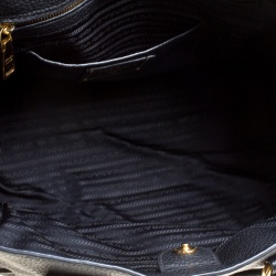 Pre Owned Prada Black Vitello Daino Leather Shopping Tote