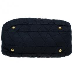 مملوكة مسبقًا Prada Black Chevron Quilted Nylon Dome Bag
