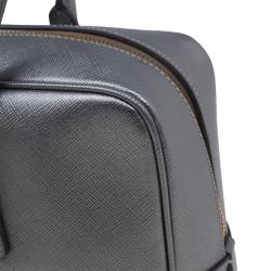 مملوكة مسبقًا Prada Metallic Siver Saffiano Zip Around Lux Bag