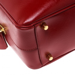 Pre Owned Prada Red and White Saffiano Vernice Patent Leather Bauletto Flower Top handle Bag