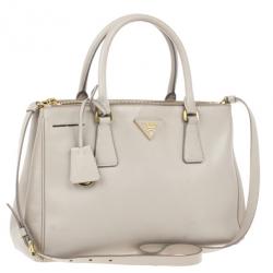 مملوكة مسبقًا Prada Grey Pomice Mini Saffiano Lux Tote