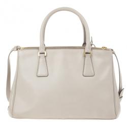 مملوكة مسبقًا Prada Grey Pomice Mini Saffiano Lux Tote