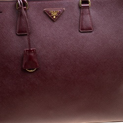 Pre Owned Prada Burgundy Saffiano Lux Leather Executive Double Zip Tote